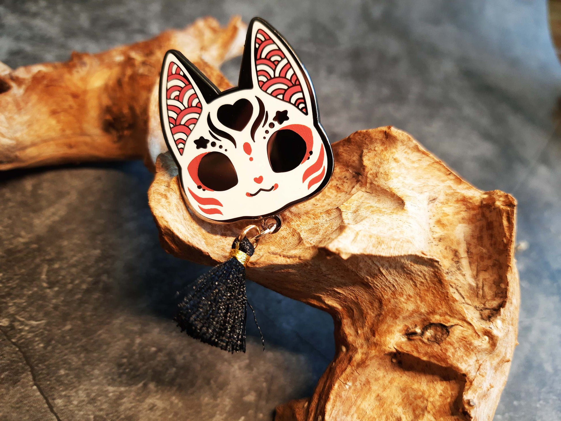 Kitsune Pin